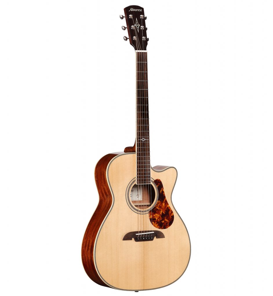MF60CEOM Masterworks Spruce/Mahogony OM w/ Pickup